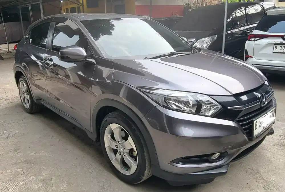 HRV E CVT 2018 abu-abu