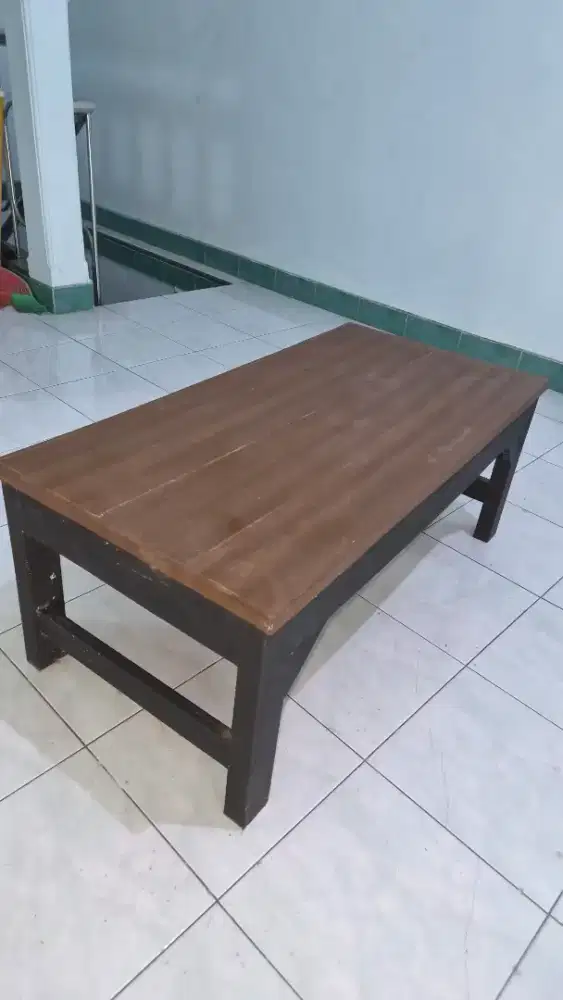 Meja Belajar Kecil