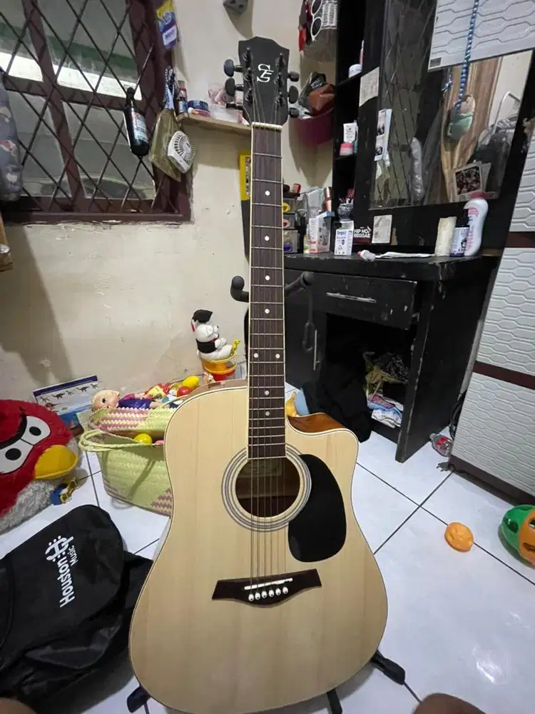 Jual cepat Gitar Kustik