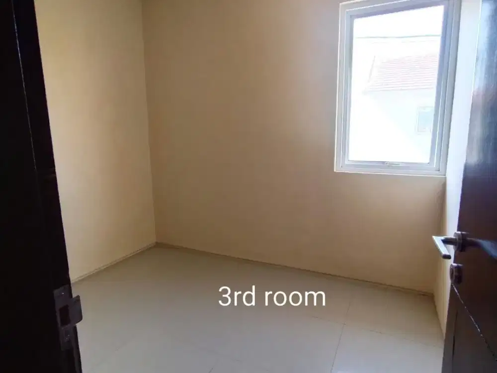 Dijual Rumah 2 Lantai dengan Swimming Pool di Puri Gading Jimbaran