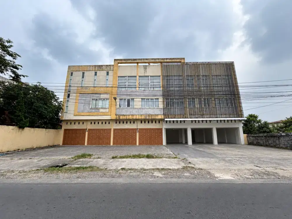 RUKO GANDENG 7 DI JALAN MATAHARI RAYA ( HELVETIA )