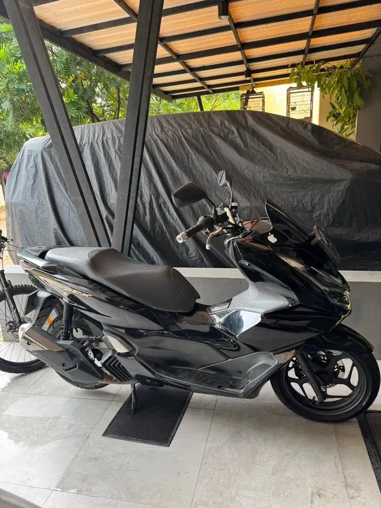 PCX ABS Warna Hitam 2022