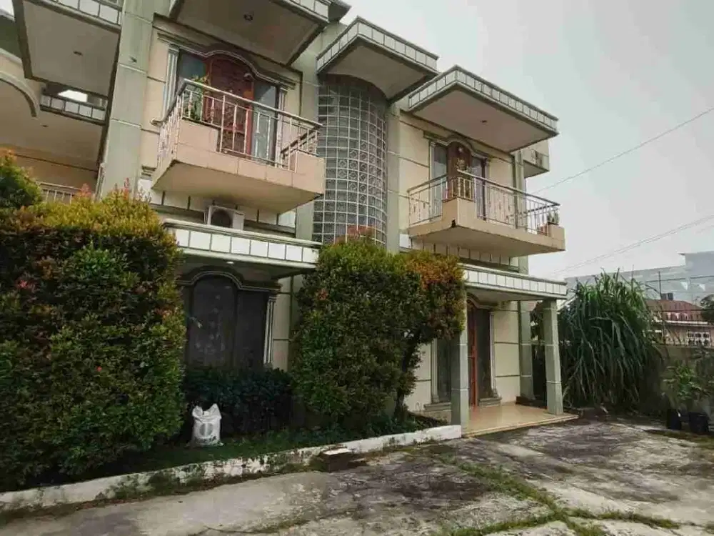 Jual dan Sewa Rumah Bulatan Siap Huni di Tengah Kota