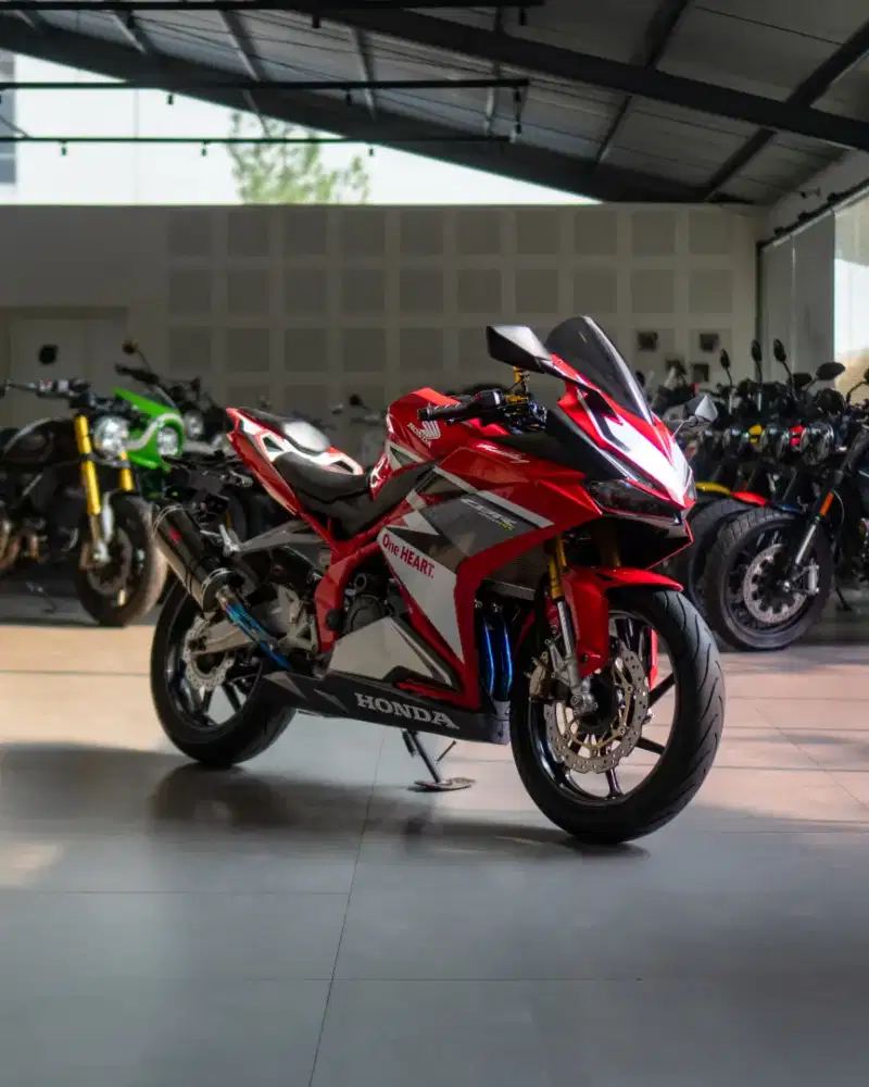 Honda CBR250 RR Winning Red 2018 Low Odo 6 Rb Km