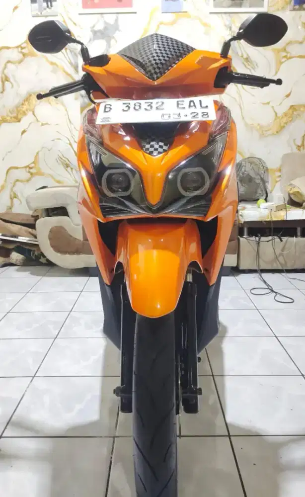 Jual saja Honda Vario 2013 surat lengkap pajak panjang mesin bodi oke.