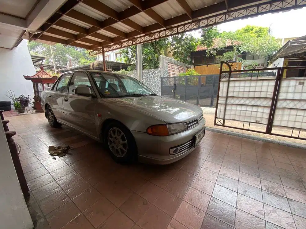 Mitsubishi Lancer 1995 Bensin