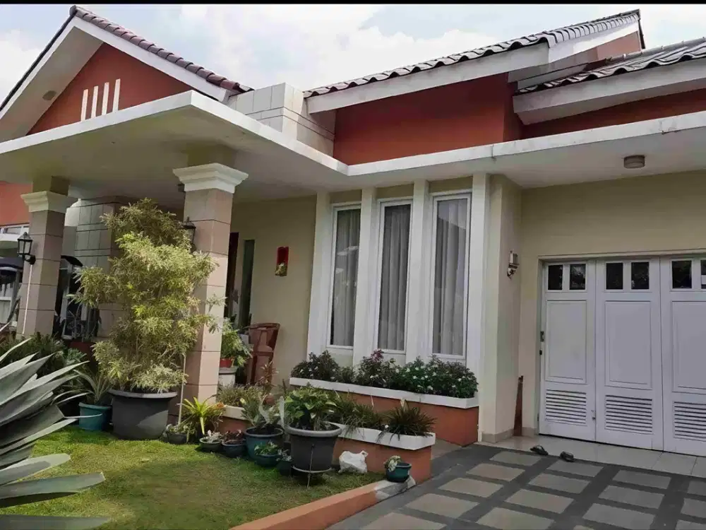Rumah besar murah siap huni di komplek graha Puspa cihideung bandung Shm