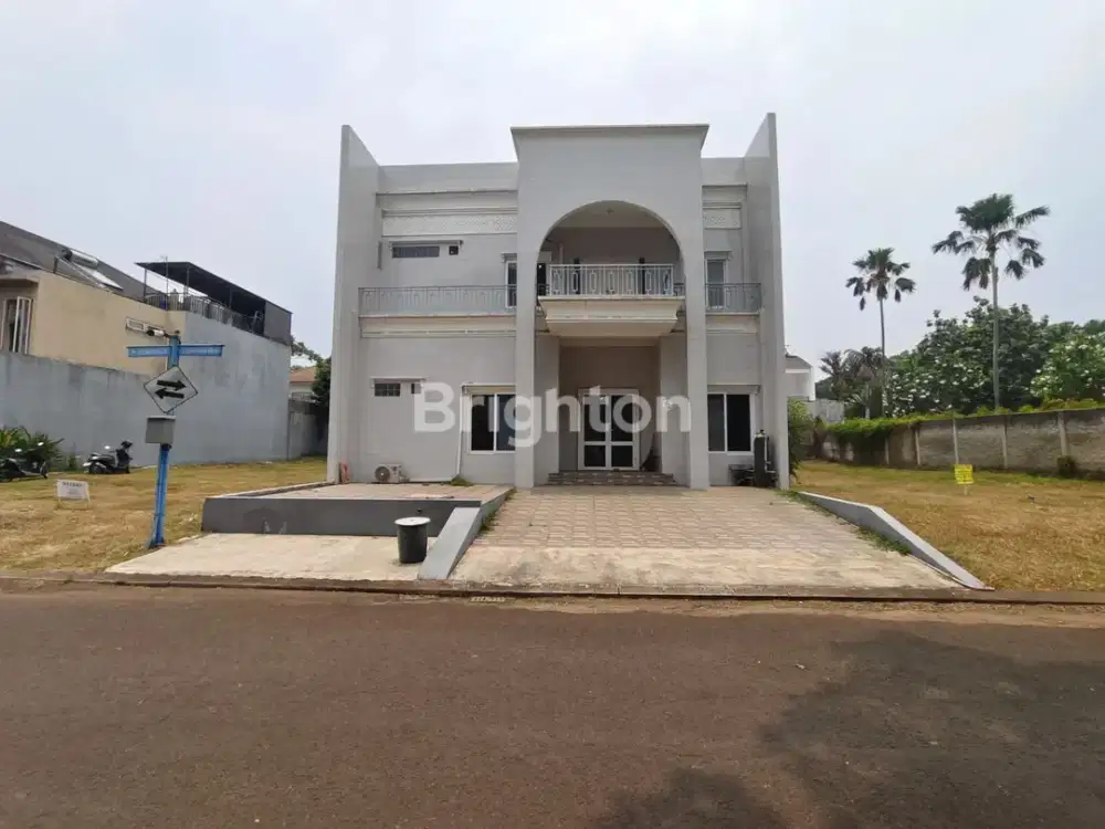 Rumah di Alam Sutera Cluster Sutera Palma Hadap Taman