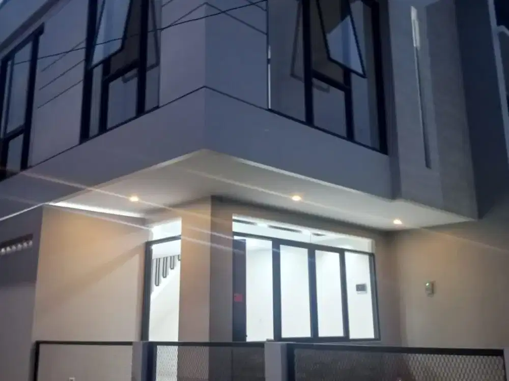 Rumah Posisi Hook di Leuwi Sari Bandung