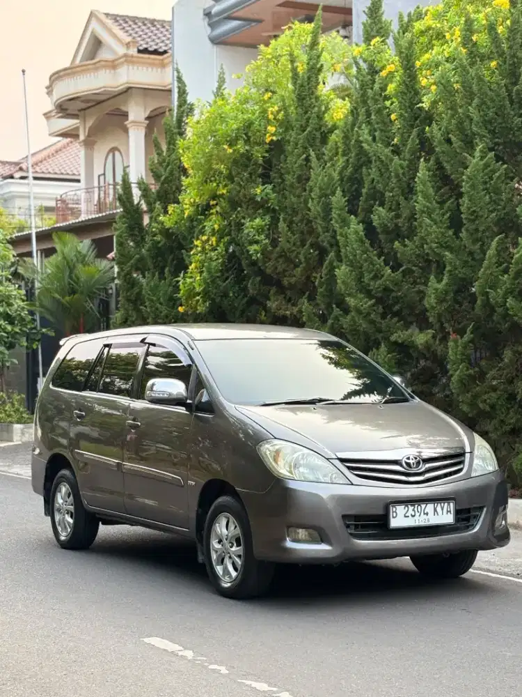 Innova G AT 2011