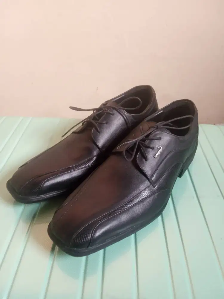SEPATU PANTOFEL CROCODILE 42
