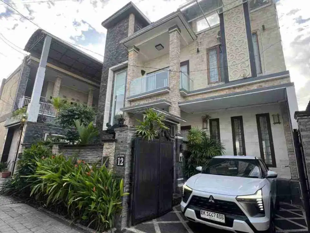 SEMI VILLA PEMOGAN DENPASAR SELATAN