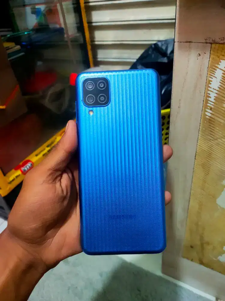 SAMSUNG M12 4/64