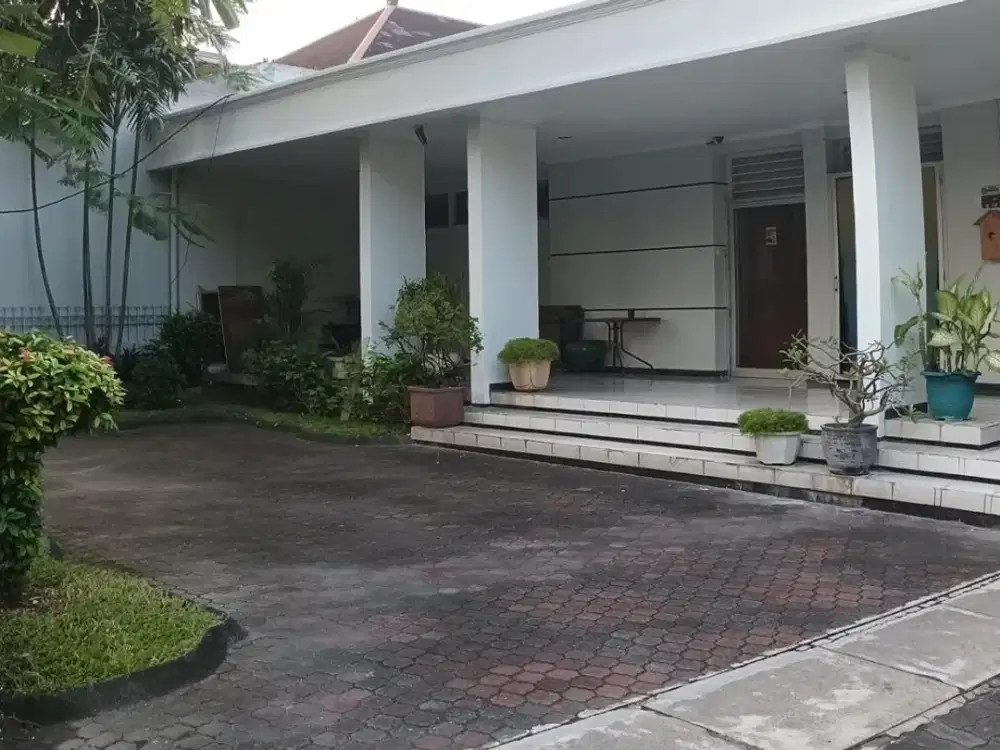 Dijual Rumah Komersial Area di Surabaya Pusat Dekat Raya Darmo