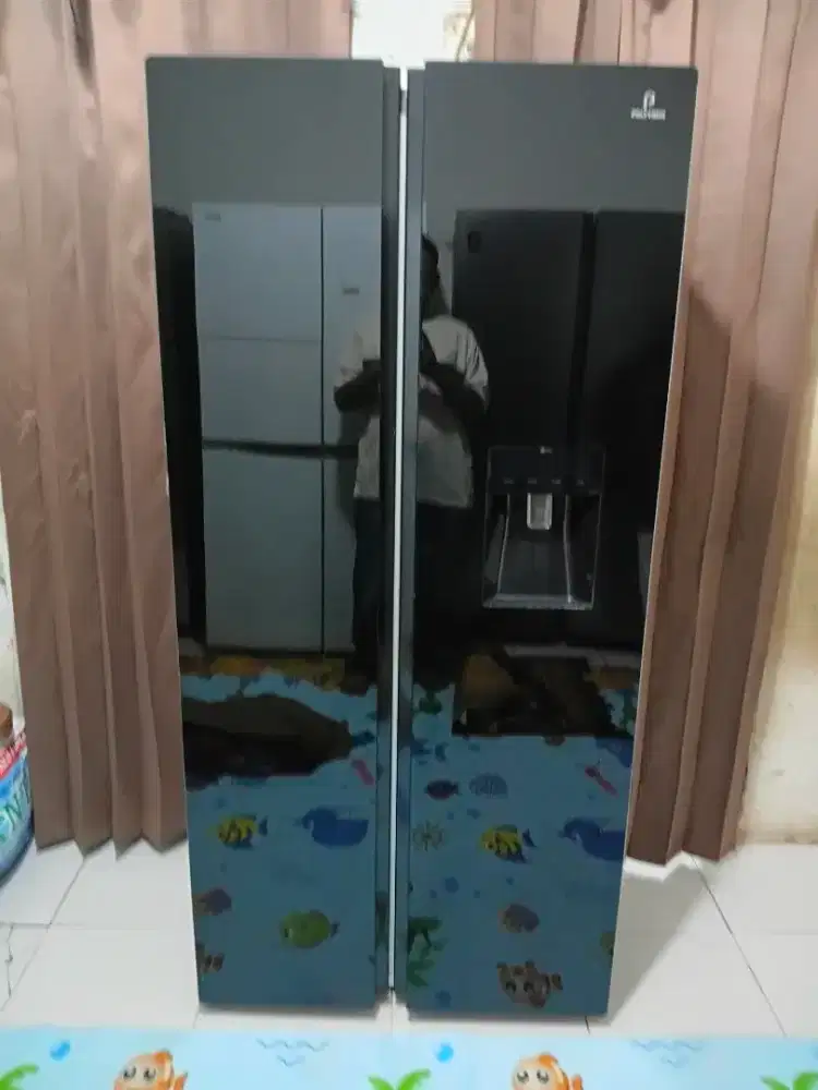 Dijual kulkas side by side polytron masih ori