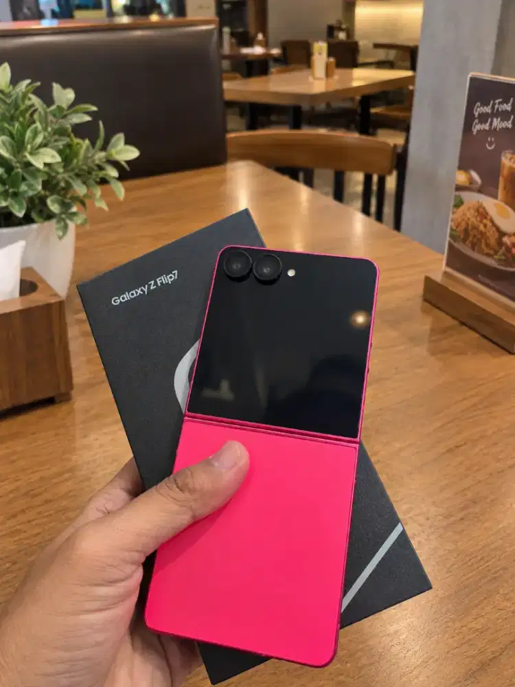 Samsung z flip 7 256GB second lengkap ya