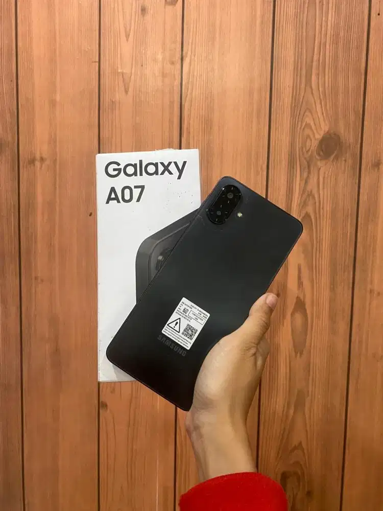 Samsung Galaxy A07 hitam bekas mulus