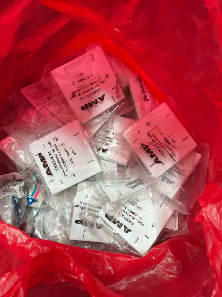 Dijual borongan sisa stok faceplat AMP baru masih segel