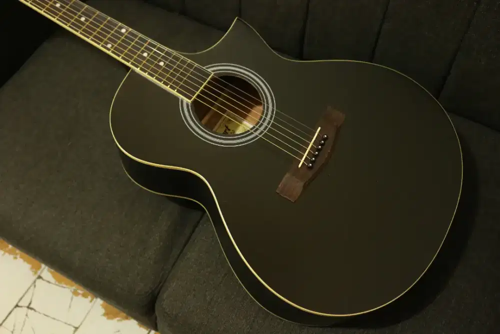 Gitar akustik baru merek cort siap antar cod