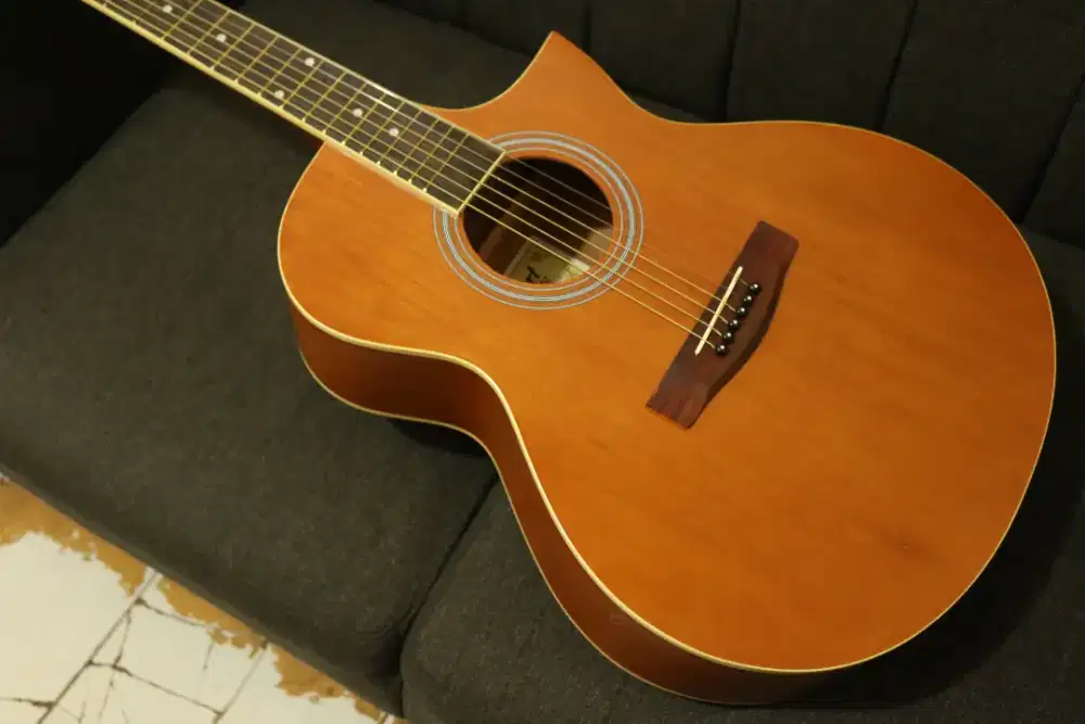 Gitar akustik baru merek cort siap antar cod