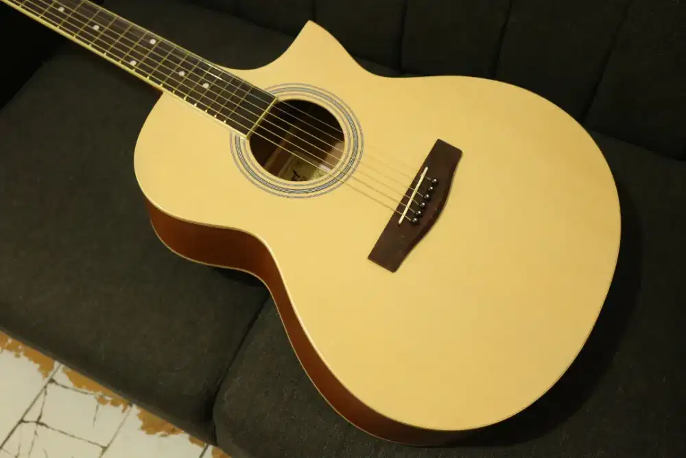Gitar akustik baru merek cort siap antar cod bayar di tempat