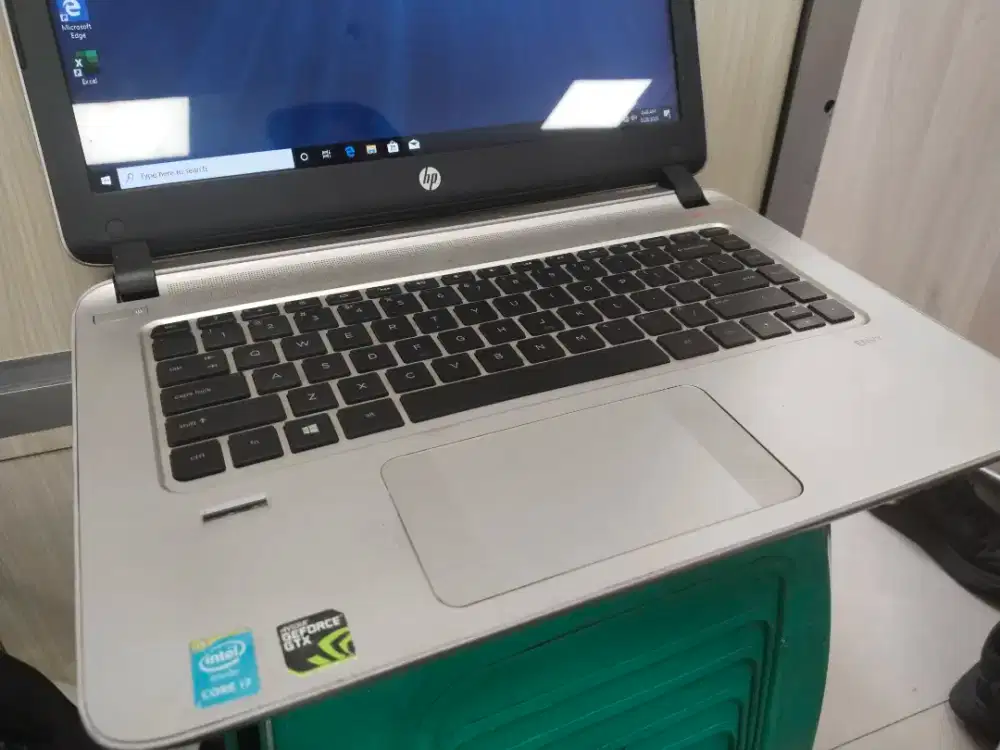 Dijual laptop hp envy 14 Intel i7 gen 5 Ram 16GB SSD 256GB VGA 4GB GTX