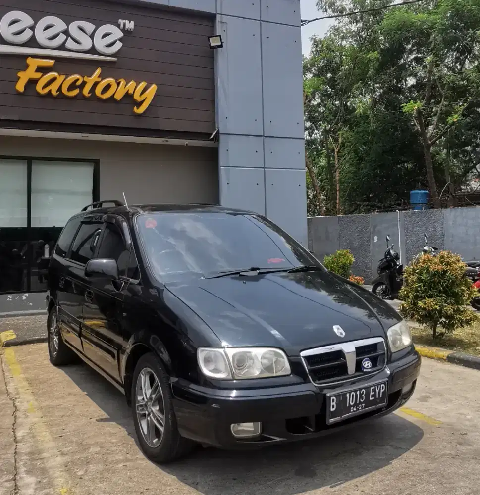 Hyundai Trajet CCVT Manual