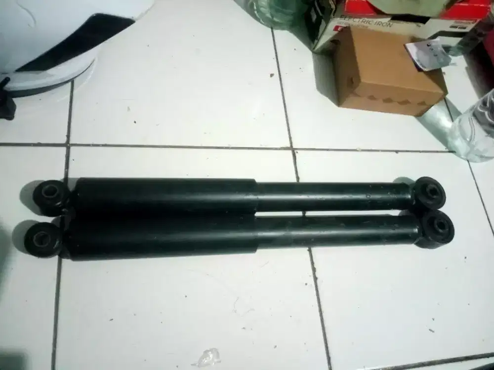Shockbreaker belakang Avanza, Xenia