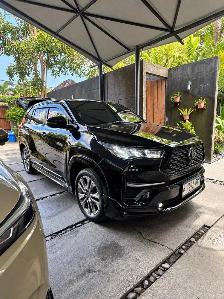 TOYOTA ZENIX HYBRID TYPE Q MODELISTA 2025