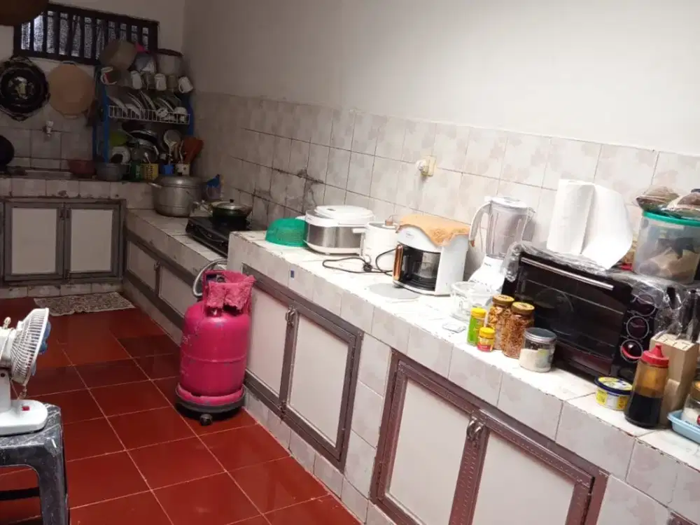 DIJUAL RUMAH DI KOMPLEK PERTANIAN JL PALAPA PS MINGGU JAKSEL