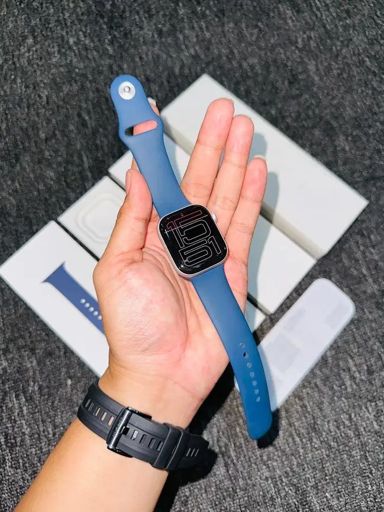 Apple Watch Series 10 42MM BH100