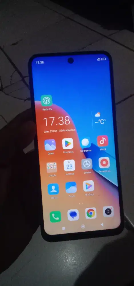 murah meriah jual bu redmi 12 ram nya 8)256 mulus no minus joss