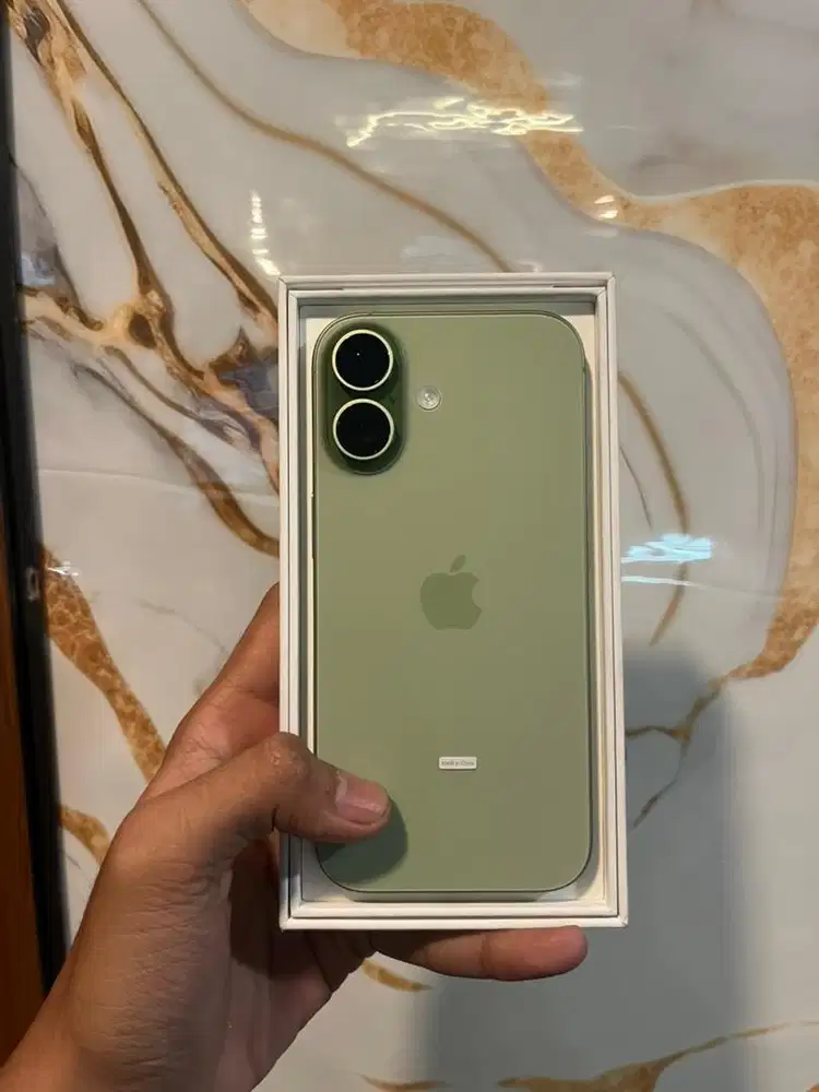 iphone 17 basic sage
