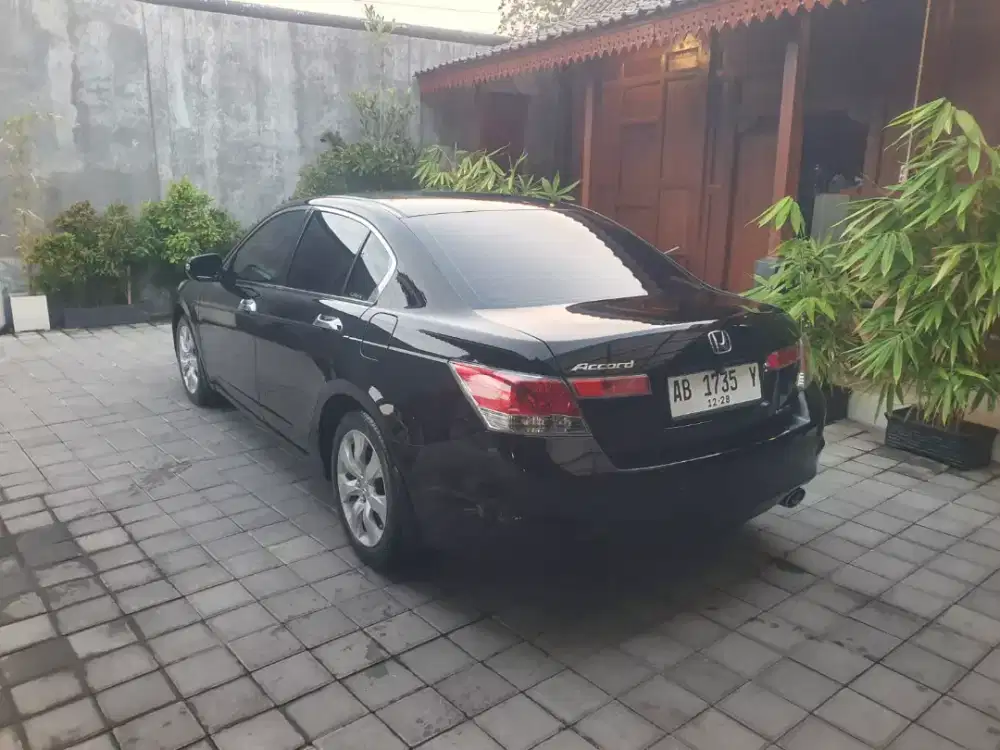 ACCORD VTIL 2009 MATIC KM LOW