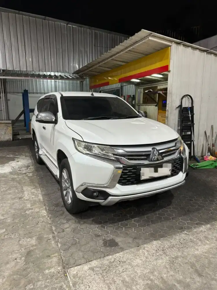 Pajero Sport GLS 4x4 MT 2017 Putih PR Surat Tidur Dr 2017
