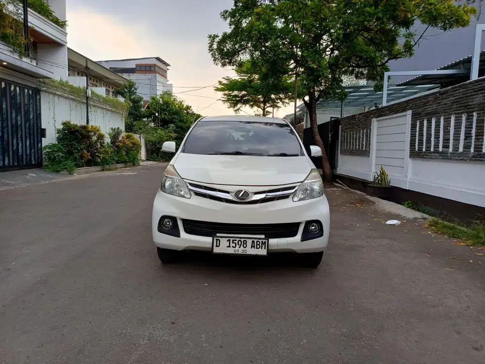 Daihatsu new xenia r matic 2014 dp 5 jt
