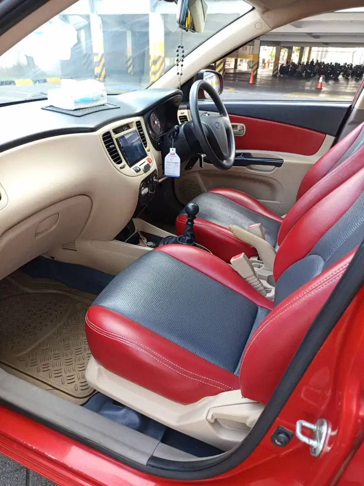 KIA RIO 2011 MT