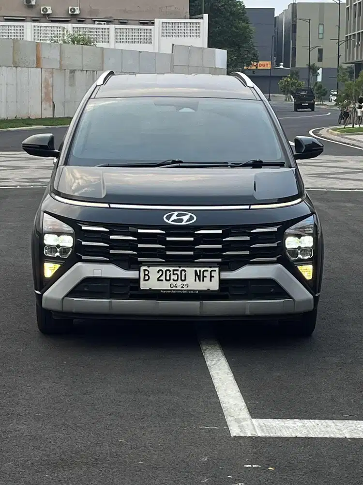 Hyundai Stargazer X Prime 2024 Hitam