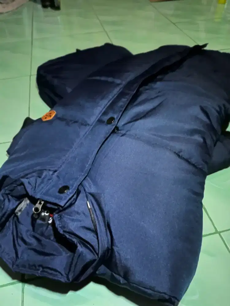 jaket tebal puffer uk M