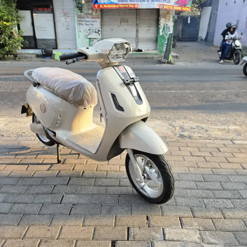 MOTOR LISTRIK YADEA RS 20 CICILAN MURAH MERIAH