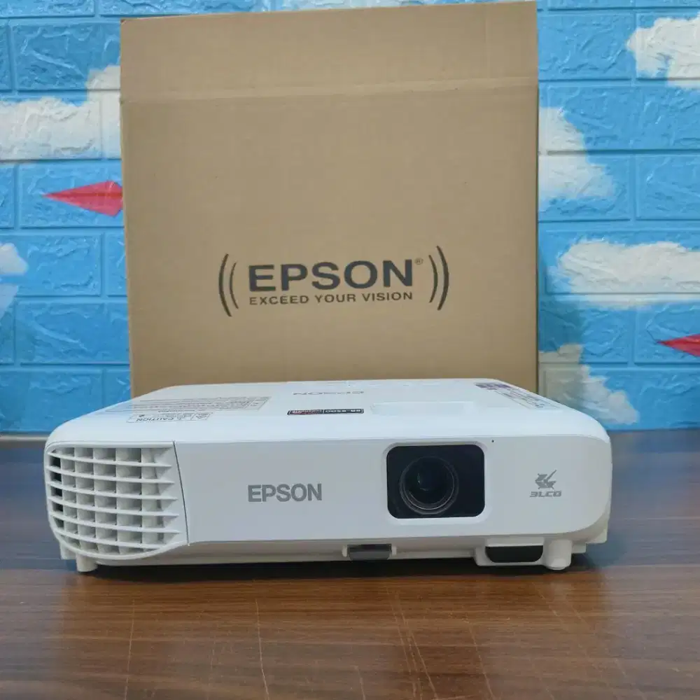 proyektor epson eb-e500	(BNOB)