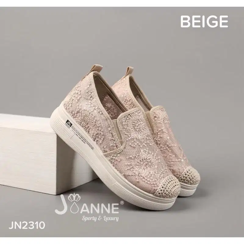 Sepatu Joanne Brokat wedges shoes