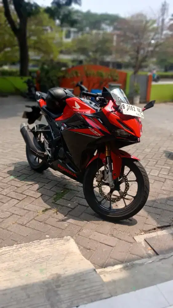 Honda cbr 150 cc