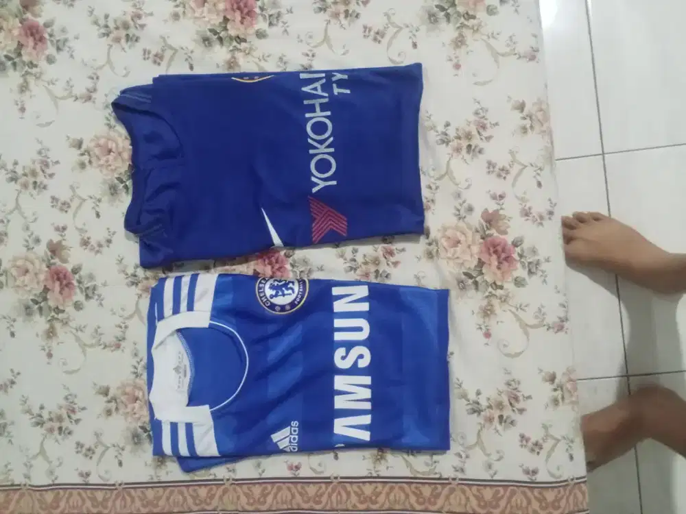 Jersey bola chelsea
