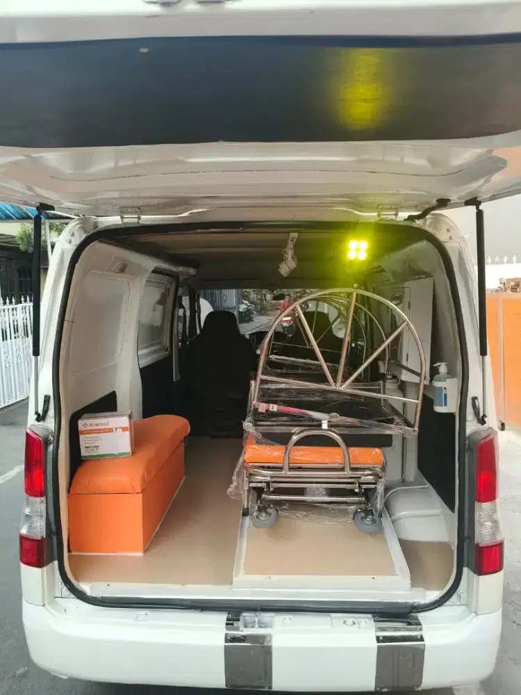 granmax grandmax grand max ambulance ambulan 2020 blindvan 2021