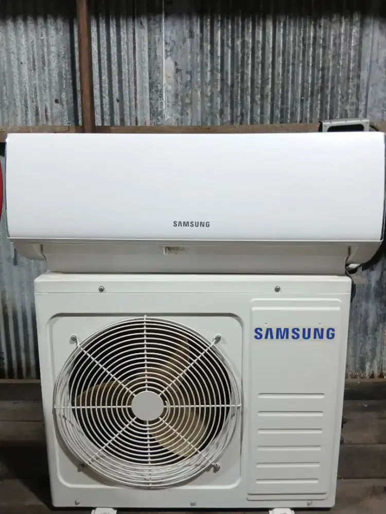 MENJUAL AC BEKAS 1/2 PK KOMPLIT