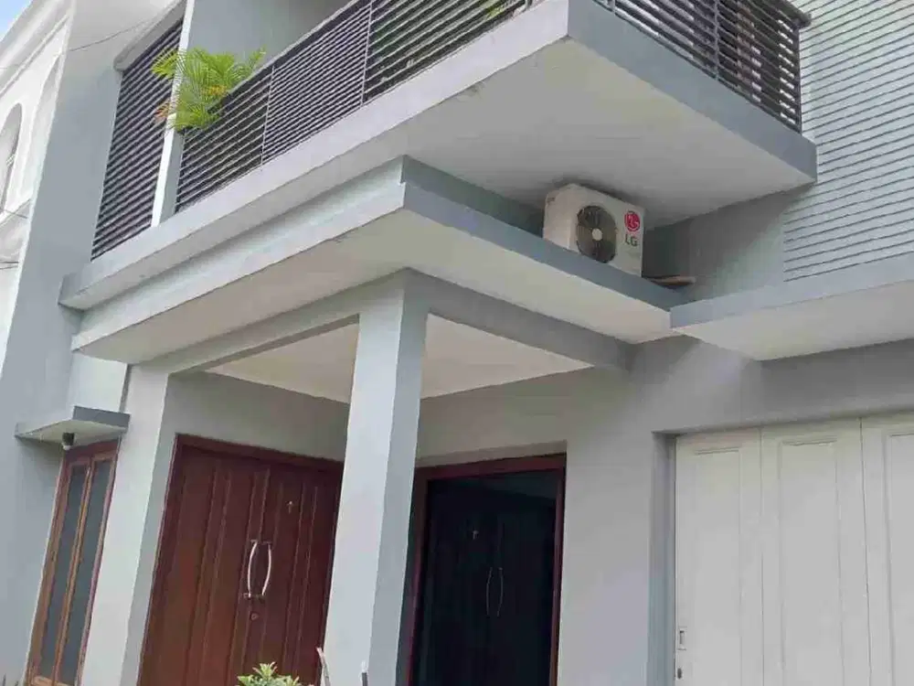Rumah Pondok Indah 2 Lantai Bagus Siap Huni