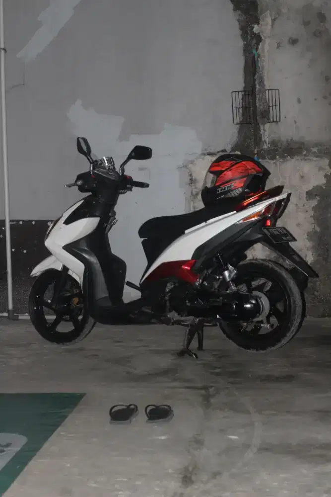 YAMAHA XEON KARBU 2011