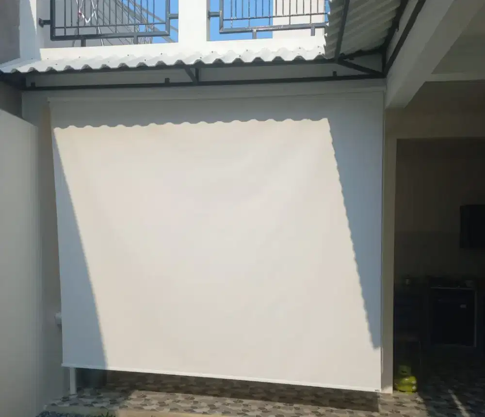 Roller blind outdoor tampias | Roller Blind Bahan Blackout