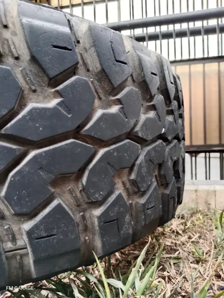 Ban mt 265 70 17 hilux ranger